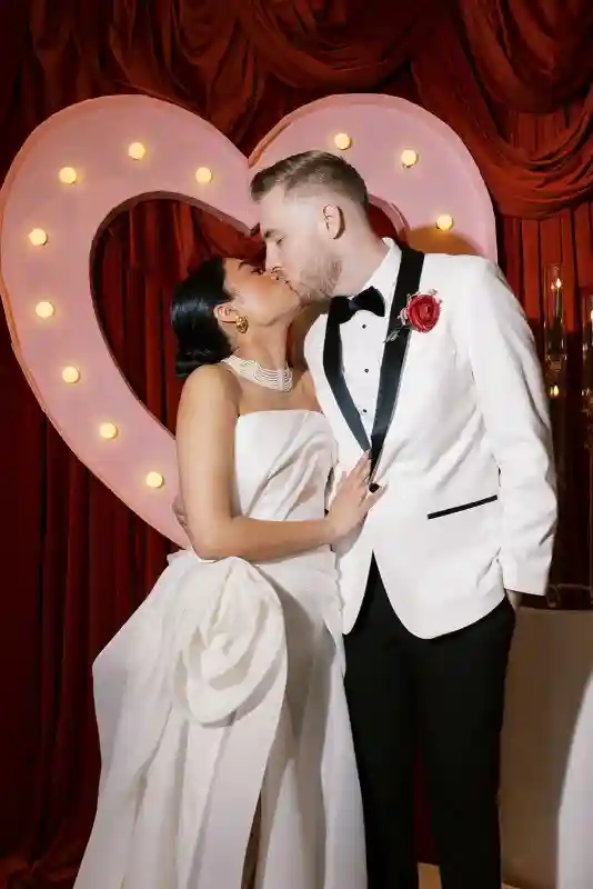 An Edgy Wedding for Kate  and Graham