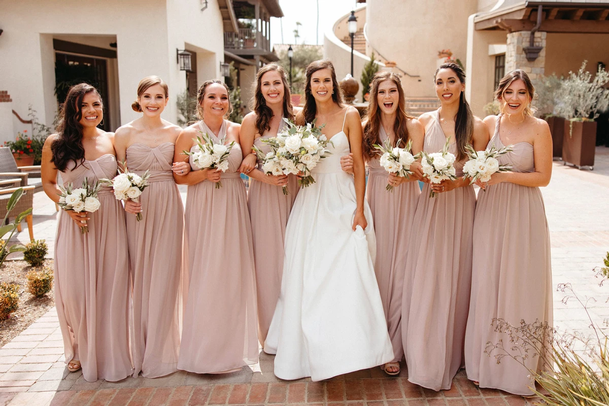 A Desert Wedding for Kate and Mike