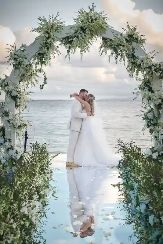 A Beach Wedding for Kathryn and Eric