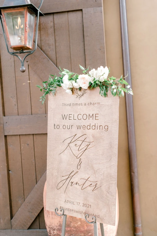 A Rustic Wedding for Katy and Hunter