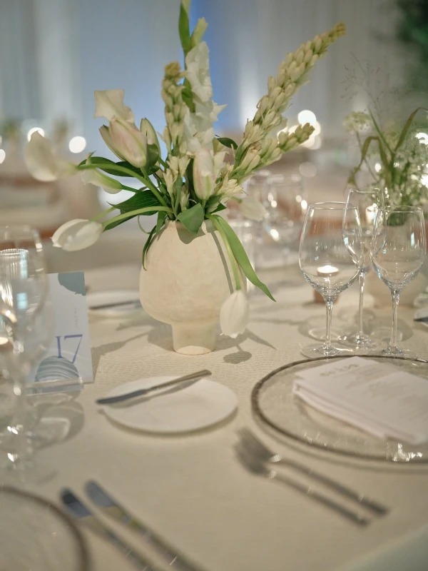 A Modern Wedding for Kavi and Aimee