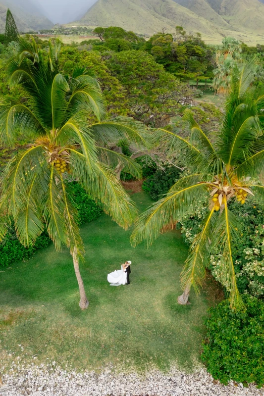 A Beach Wedding for Kelsey and John