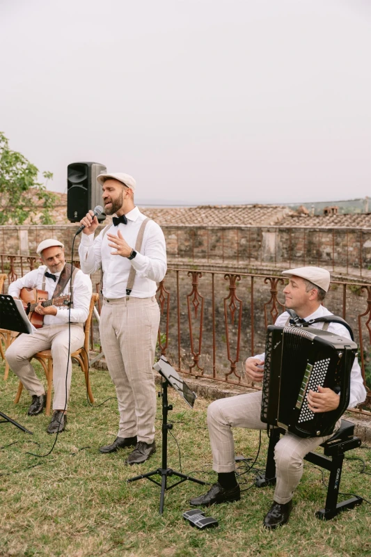 An Estate Wedding for Kendall and Drew