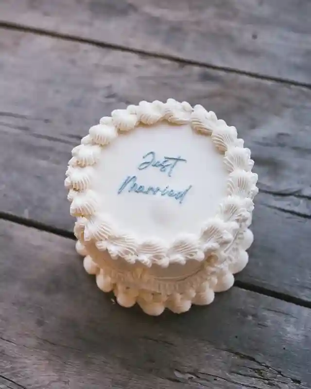 A Charming Wedding for Kendall and Ford