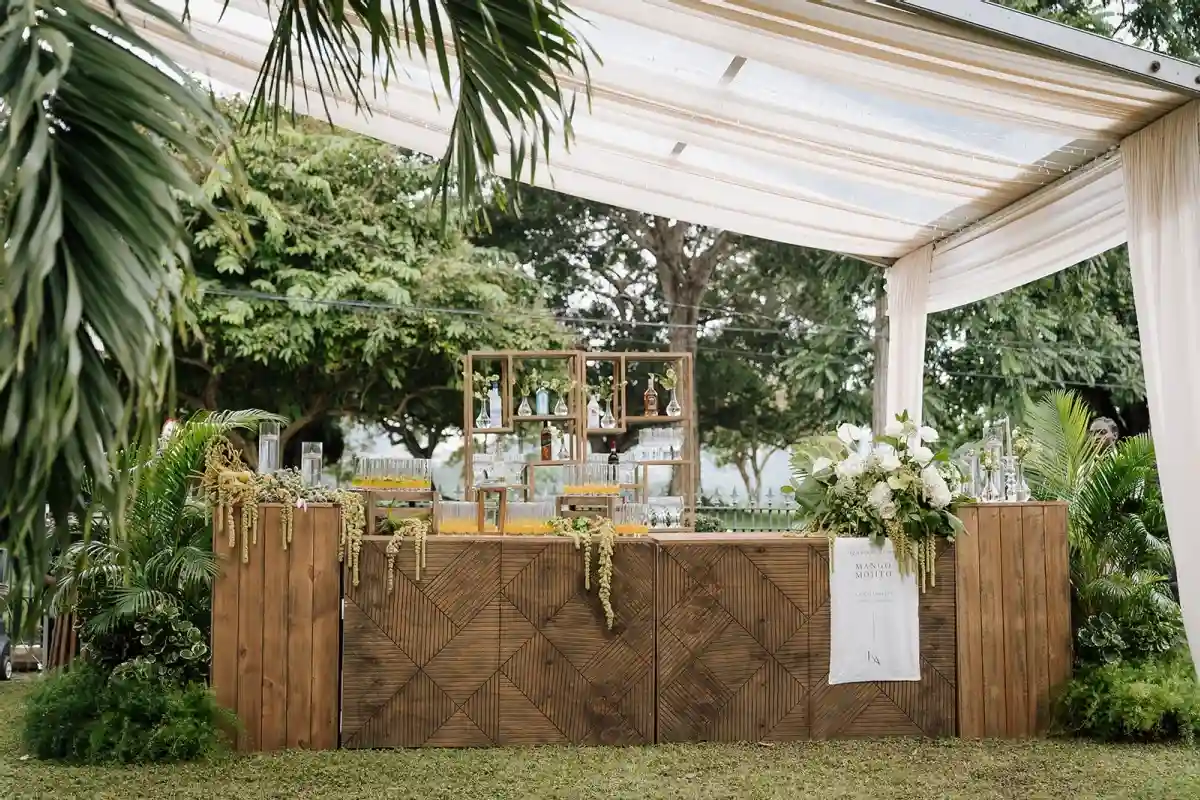 A Tropical Wedding for Kimi and Allan