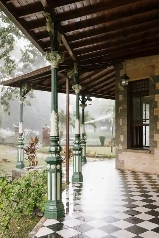 A Tropical Wedding for Kimi and Allan