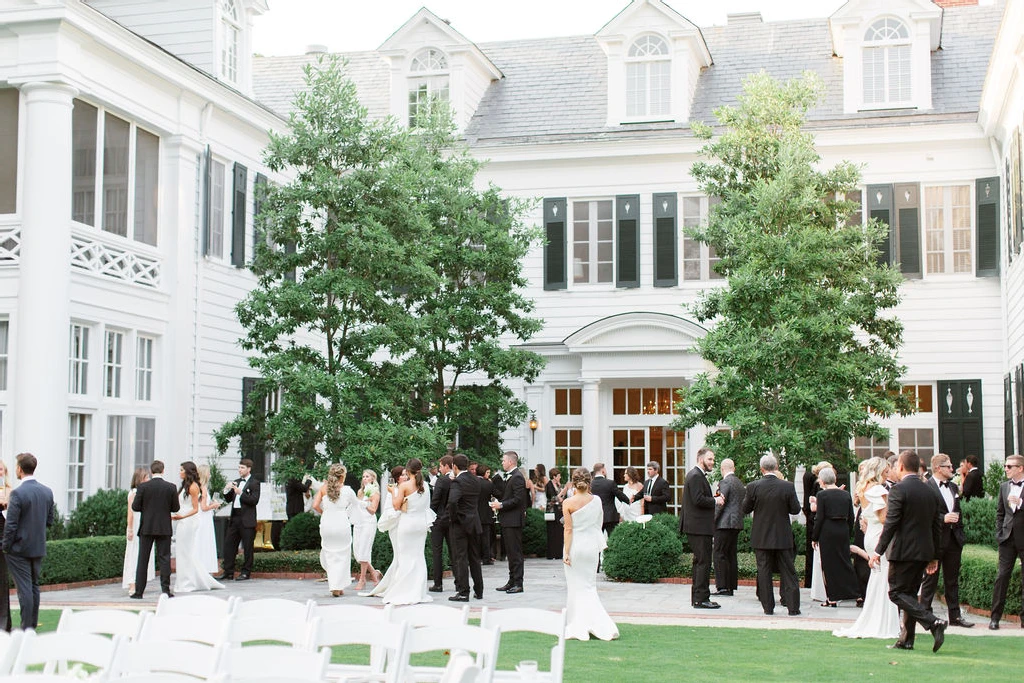 An Outdoor Wedding for Kirsten and Tyler