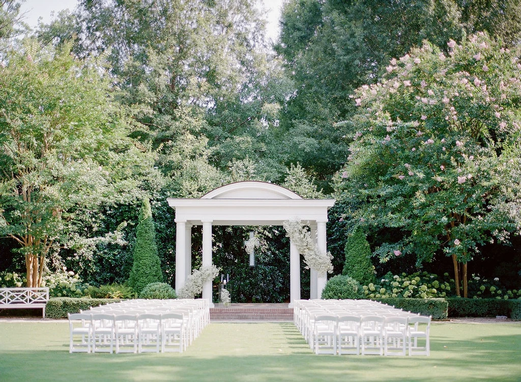 An Outdoor Wedding for Kirsten and Tyler