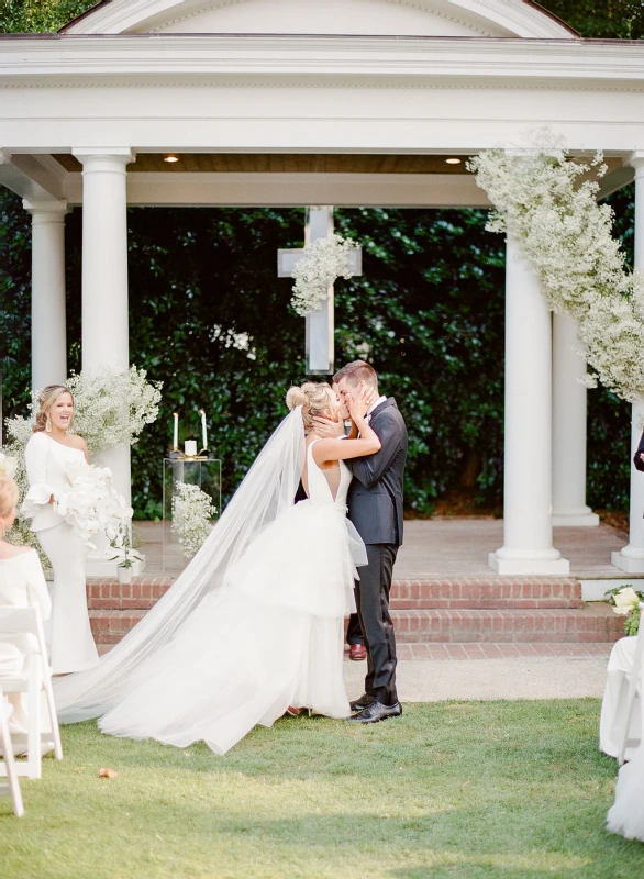 An Outdoor Wedding for Kirsten and Tyler