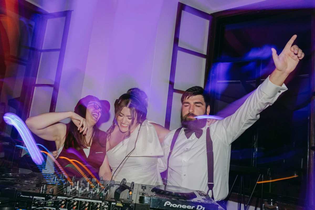 A Garden Wedding for Kloi and Patrick