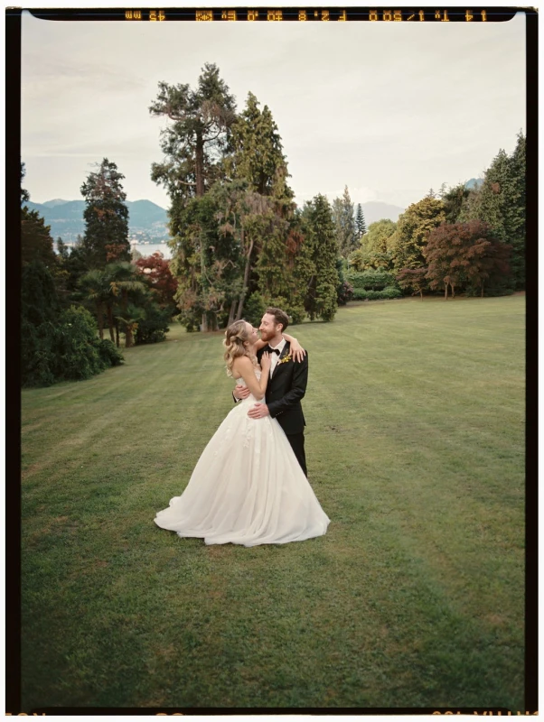 A Hot Pink and Tangerine Wedding of Winding Blooms and Fringe