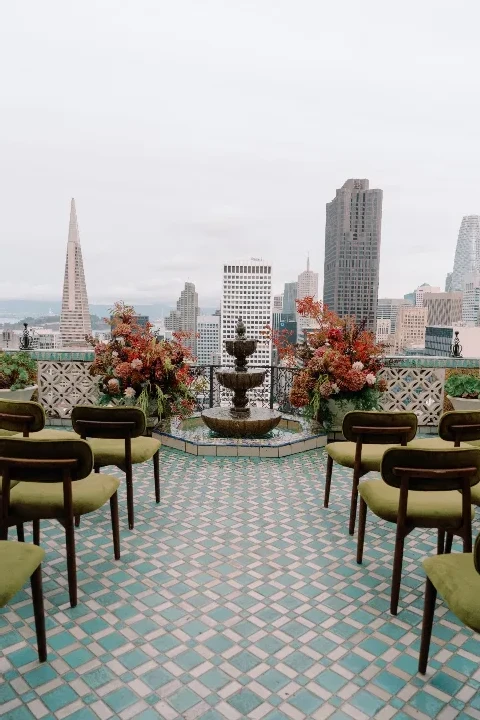 An Vintage Glam Wedding for Laura and Ted