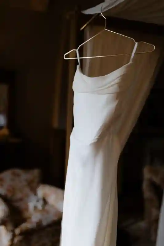 A Countryside Wedding for Lauren and Alex