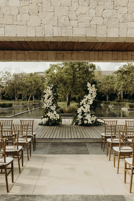 An Outdoor Wedding for Lauren and Camillus