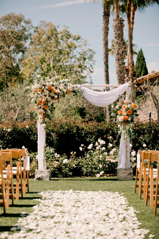 An Outdoor Wedding for Lauren and Jon