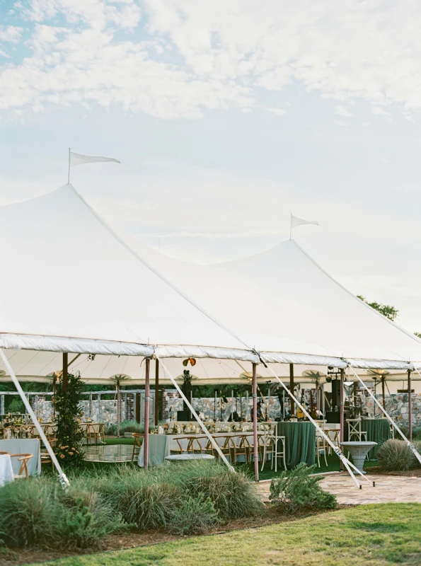 A Country Wedding for Lauren and Michael