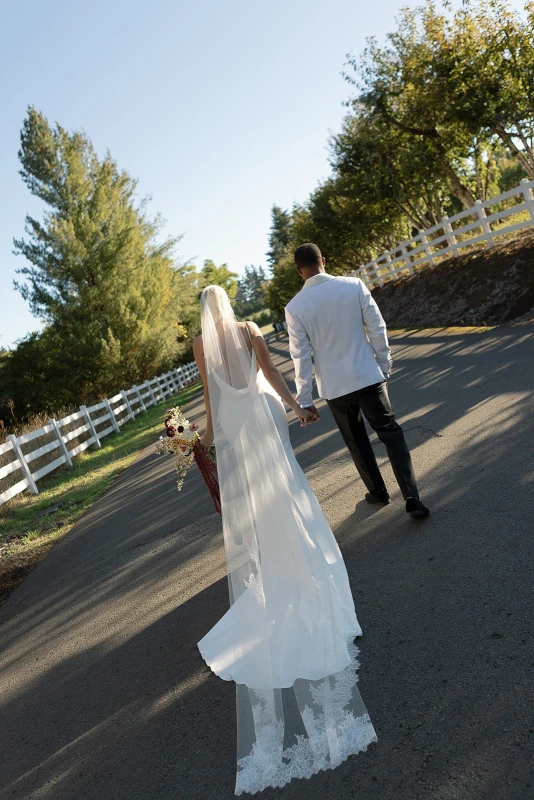 An Outdoor Wedding for Lauren and Montigo