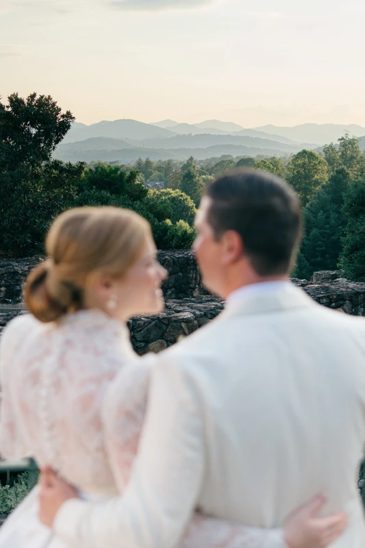 A Classic Wedding for Lauren and Ryan