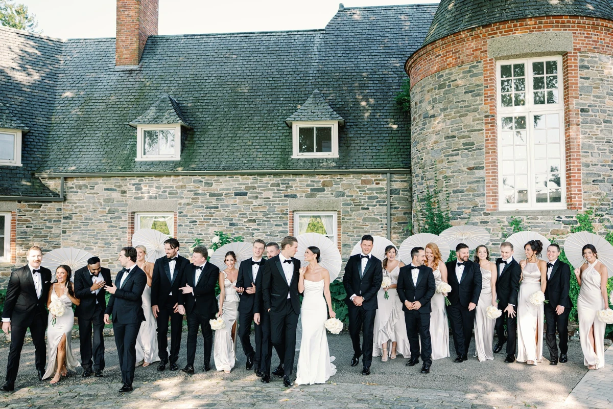 A Classic Wedding for Leah and Davey