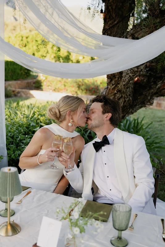 A Timeless Wedding for Leah and Kolton