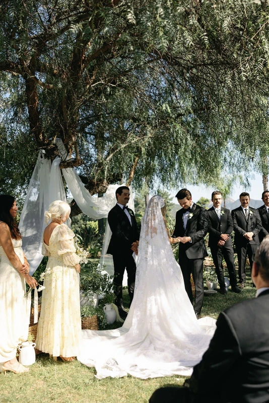 A Timeless Wedding for Leah and Kolton