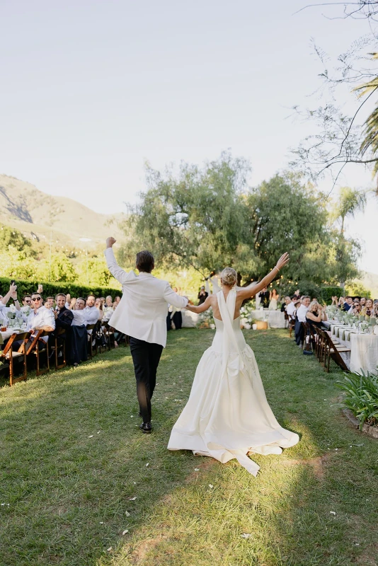 A Timeless Wedding for Leah and Kolton