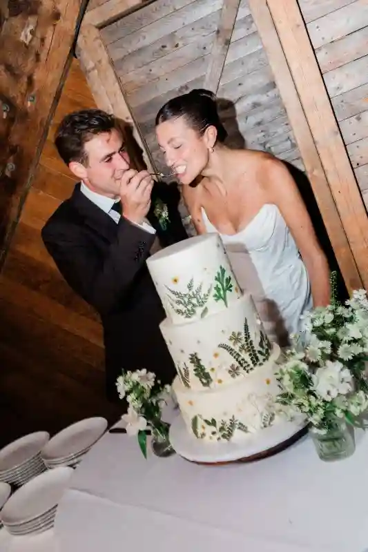 A Rustic Wedding for Leah and Randall