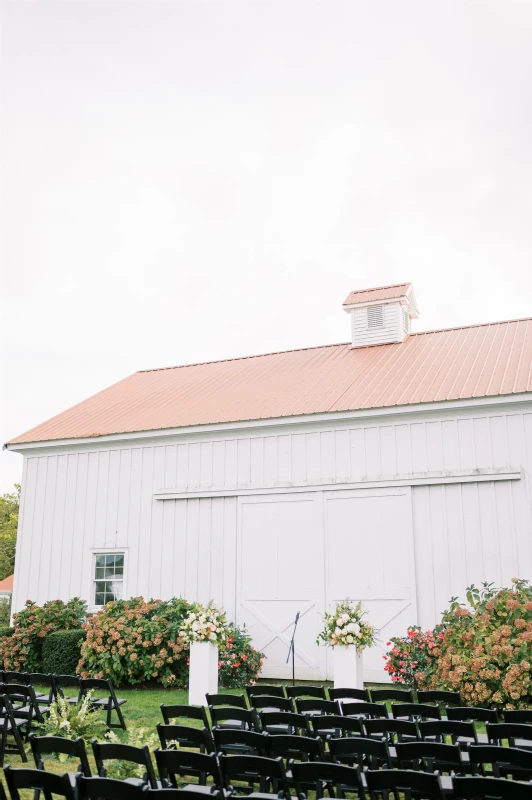 An Outdoor Wedding for Leah and Ryan