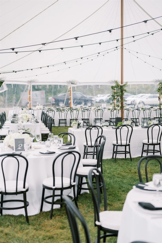 An Outdoor Wedding for Leah and Ryan