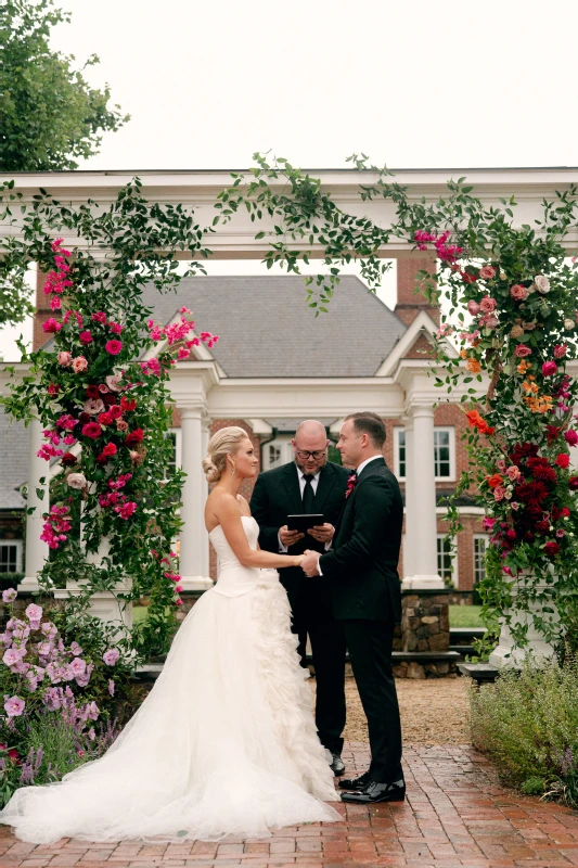 An Outdoor Wedding for Leigh and Thomas