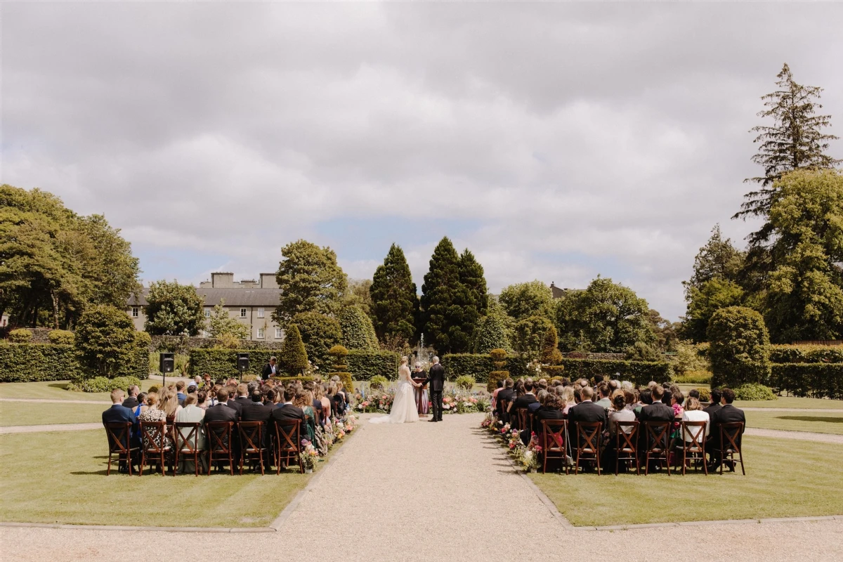 A Country Wedding for Lena and Ryan