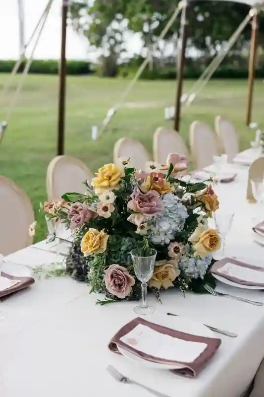 A Beach Wedding for Leslie  and Vincent 