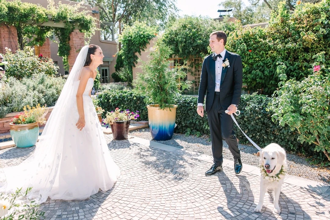 An Outdoor Wedding for Leslie and William