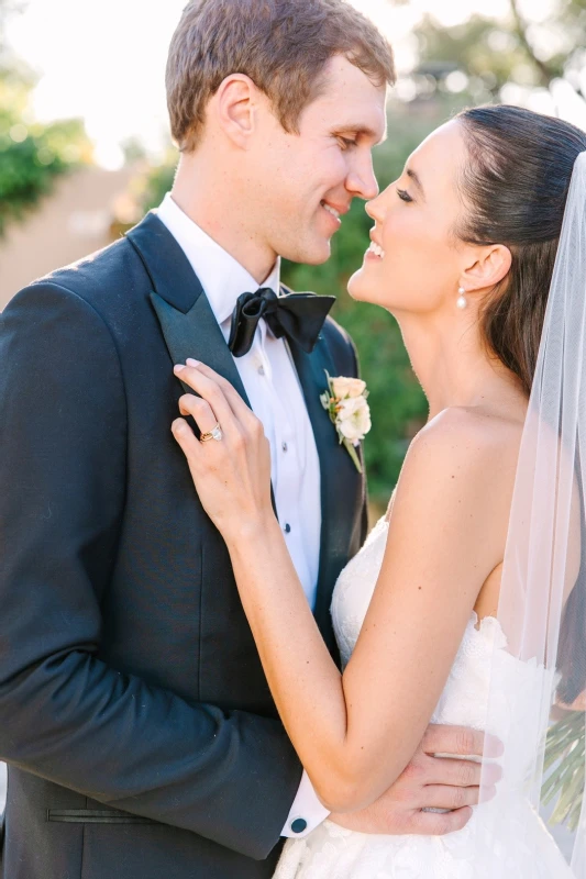 An Outdoor Wedding for Leslie and William