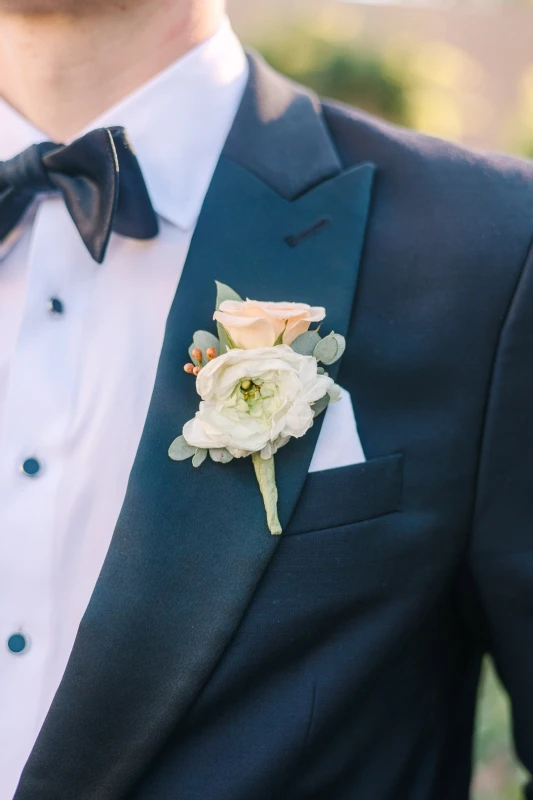 An Outdoor Wedding for Leslie and William