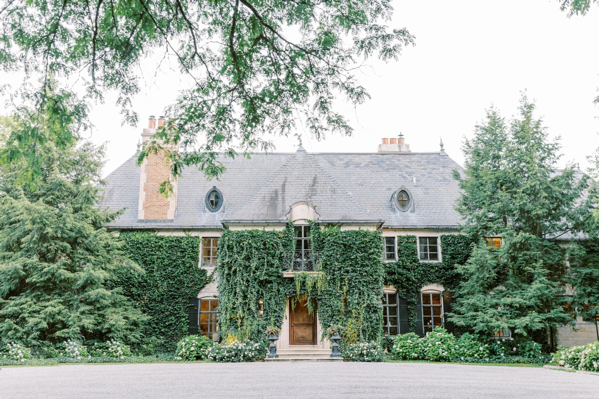 A Garden Wedding for Lillian and Michael