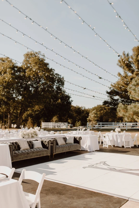 A Modern Wedding for Lindsay and Kole 