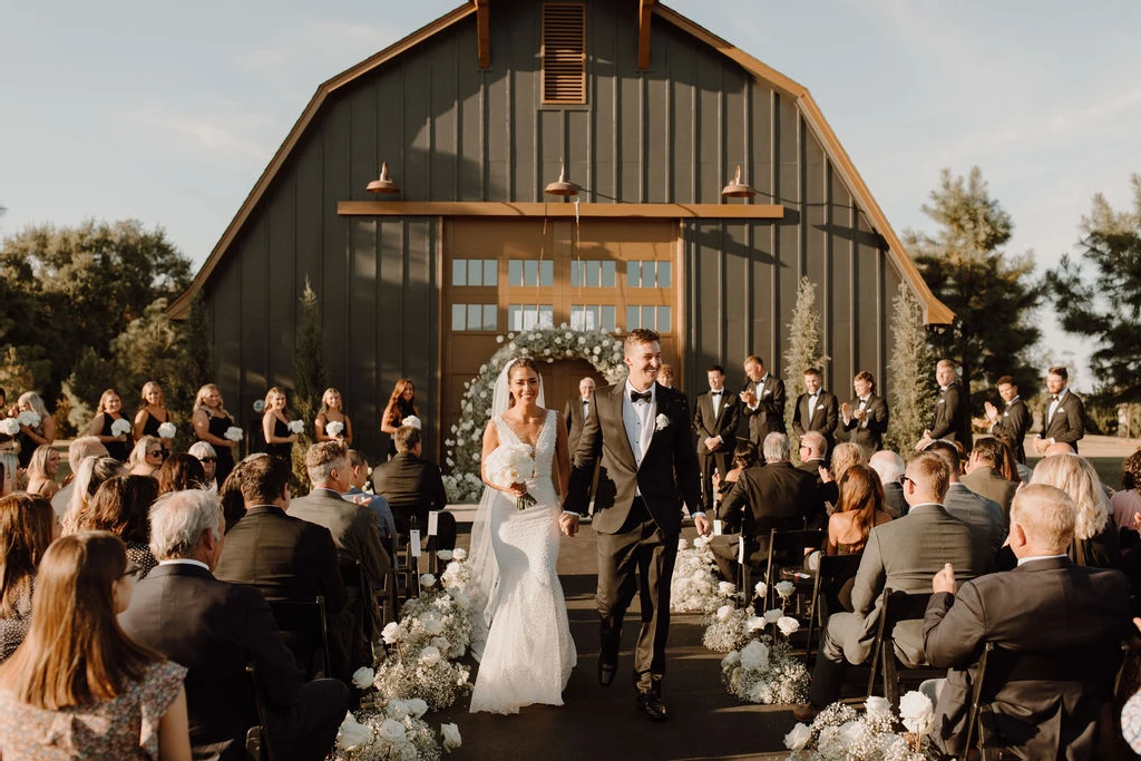 A Modern Wedding for Lindsay and Kole 