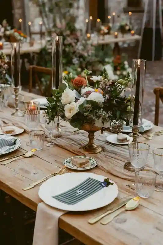 A Rustic Wedding for Lindsay and Travis