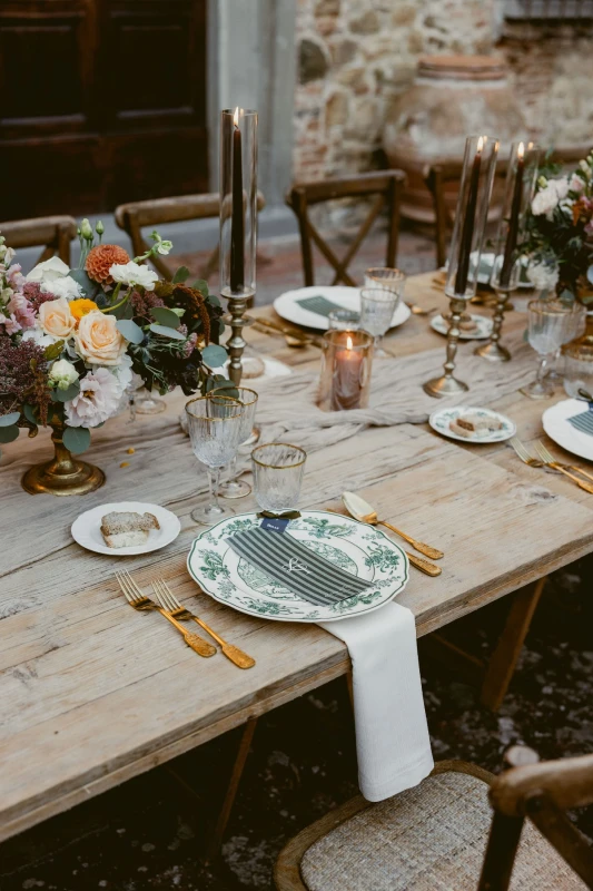 A Rustic Wedding for Lindsay and Travis
