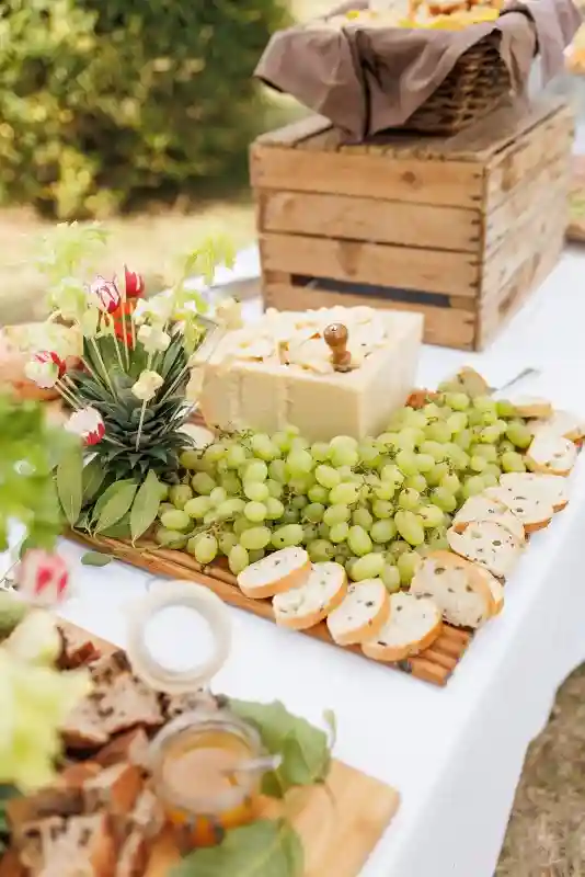 A Garden Wedding for Lisa and Lloyd