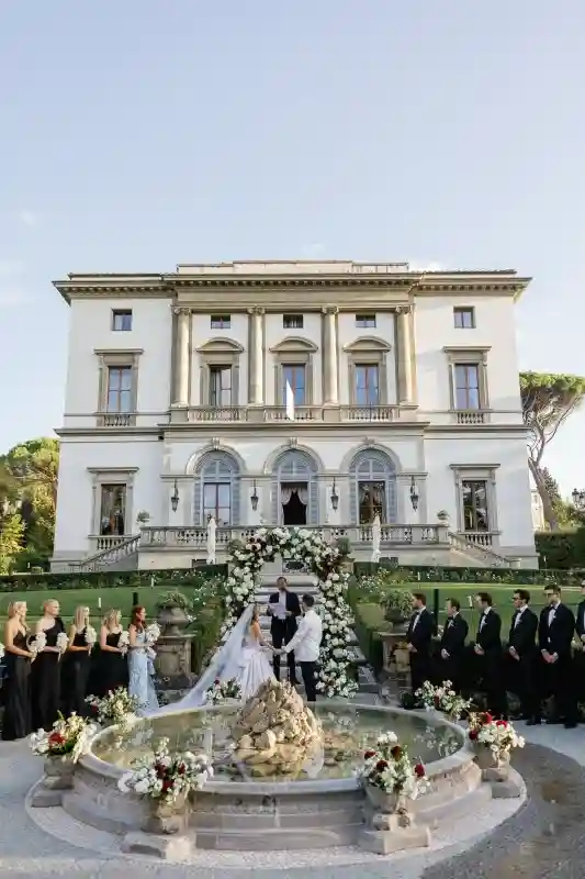 A Formal Wedding for Liz and Bradley