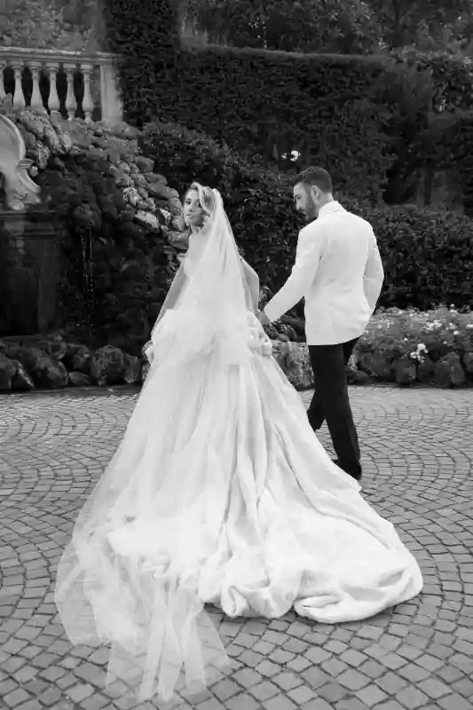 A Formal Wedding for Liz and Bradley
