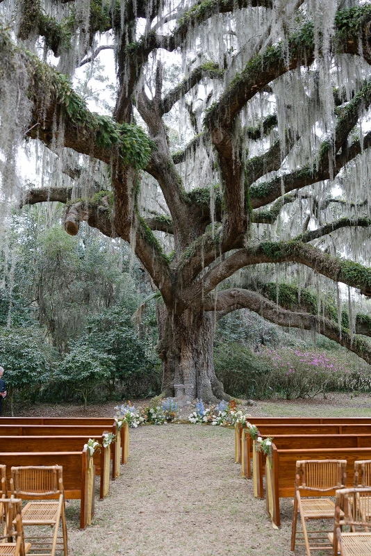 An Outdoor Wedding for Lizzie and Preston
