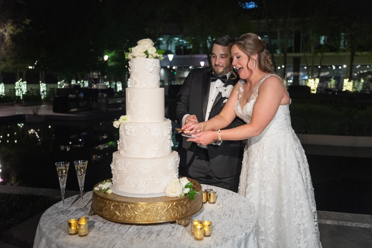 A Classic Wedding for Logan and Ryan