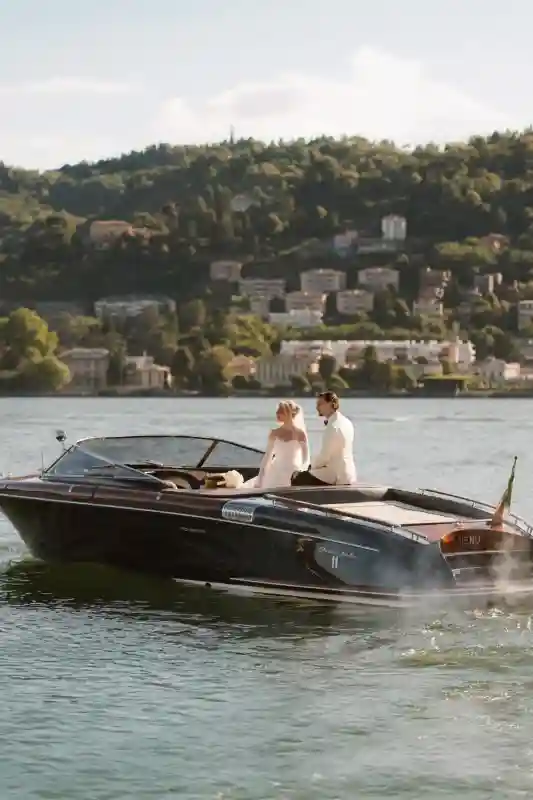 A Classic Wedding for Lola and Luca