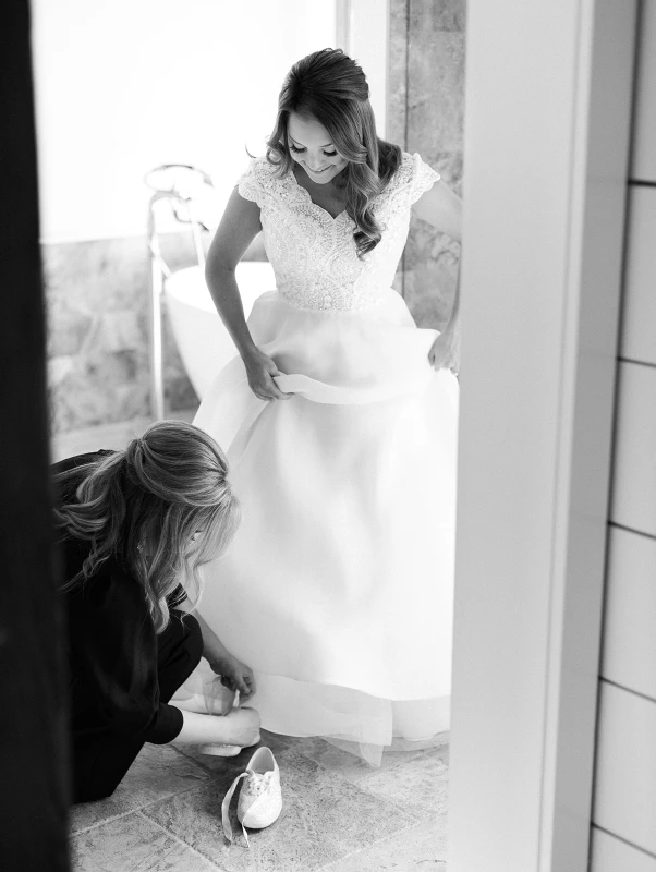 A Mountain Wedding for Lora and Michael