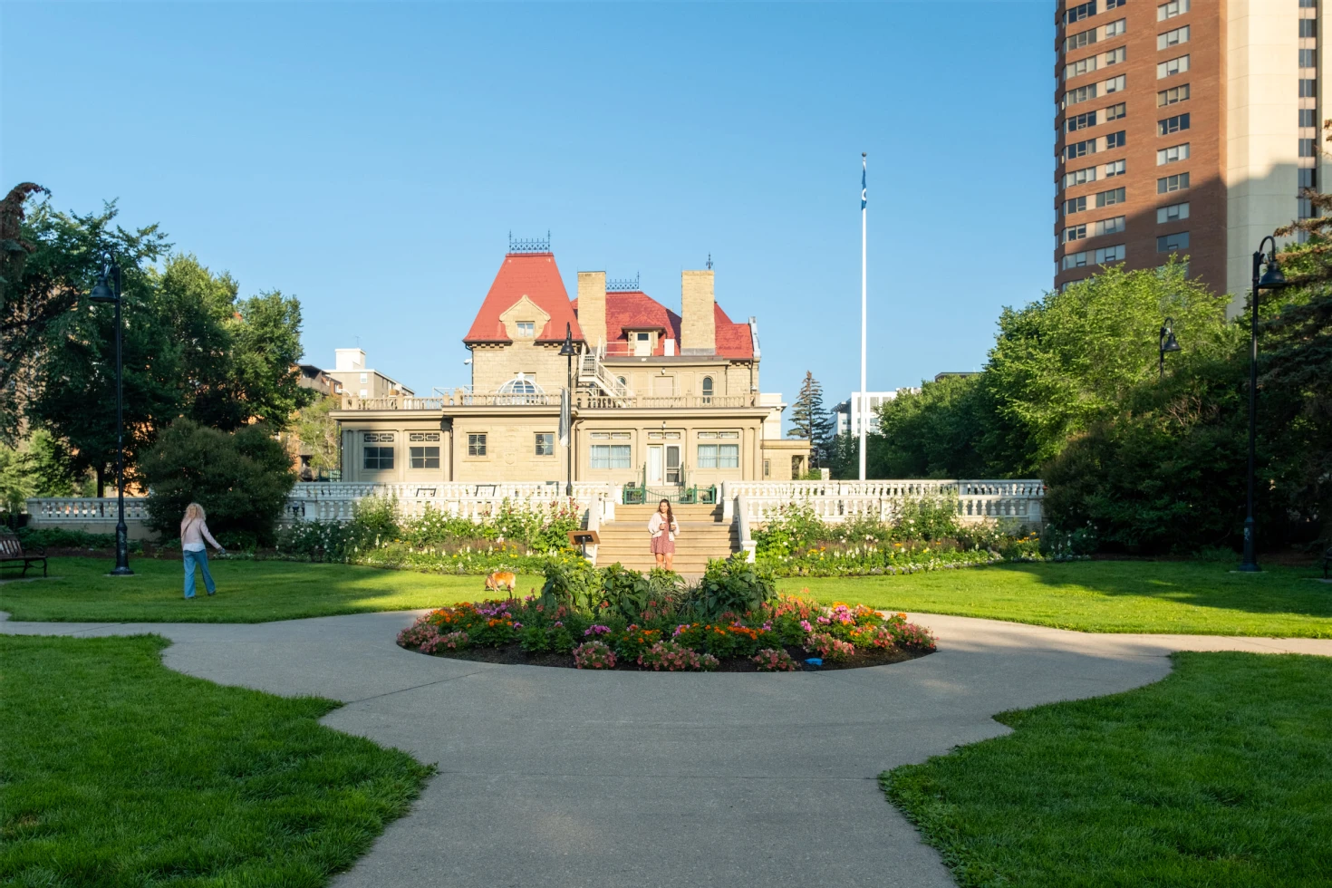 Lougheed House