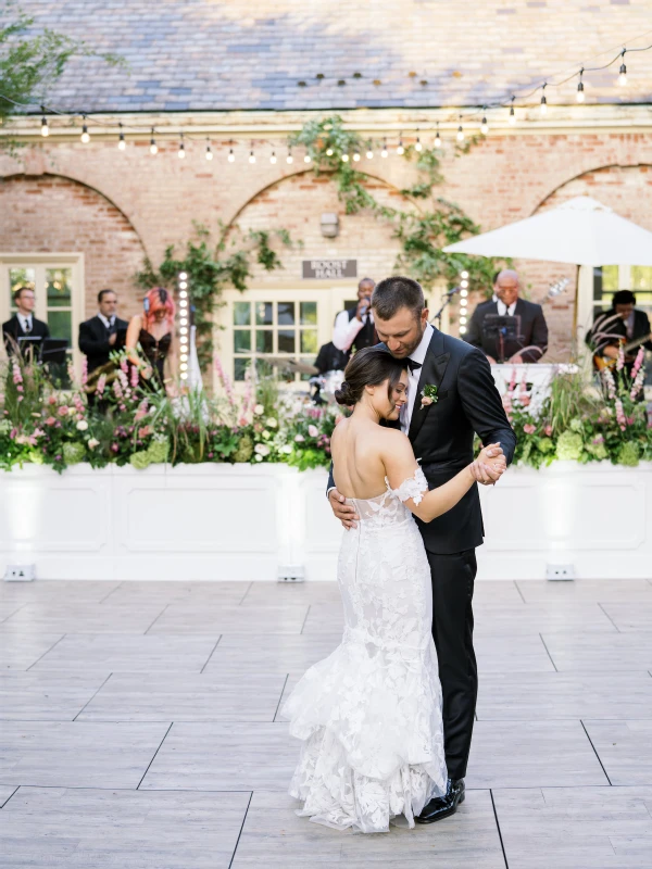 A Garden Wedding for Lucy and Brock