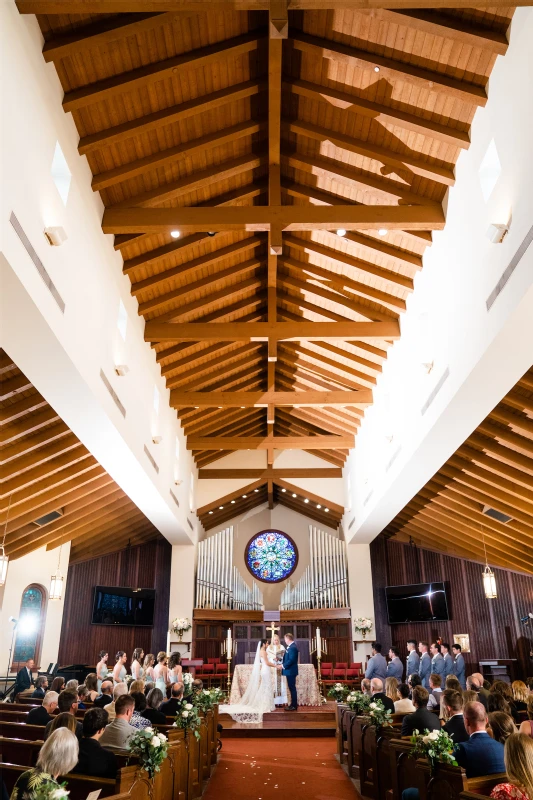 A Classic Wedding for Lydia and Brendan